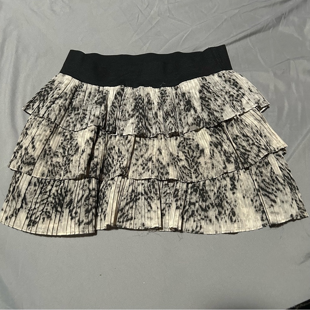 Jessica Simpson Black and White Tiered Skirt